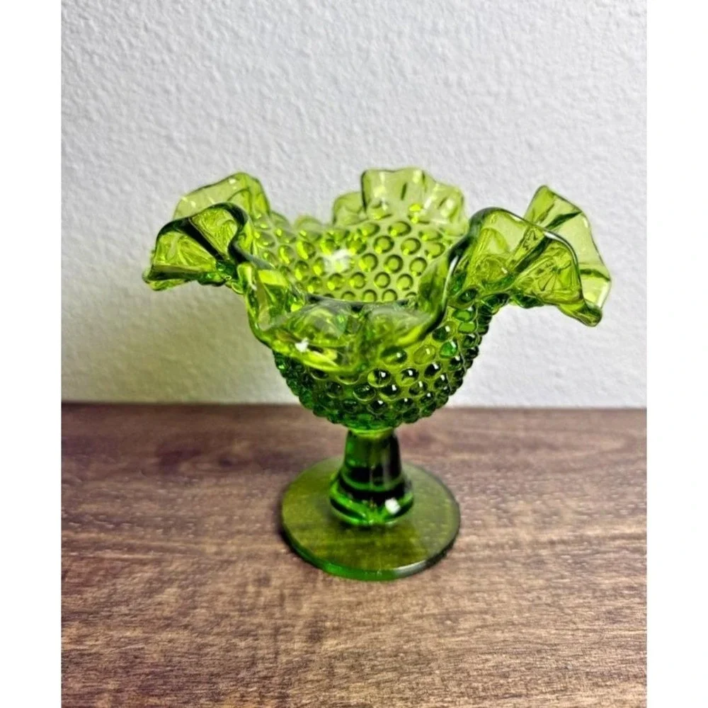 Vintage Uranium Glass Hobnail Pedestal Vase‎ UV Reactive Ruffled Green 5.5